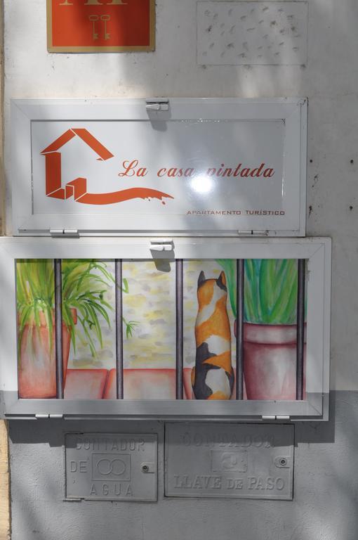 Apartamentos La Casa Pintada Caces Exterior foto