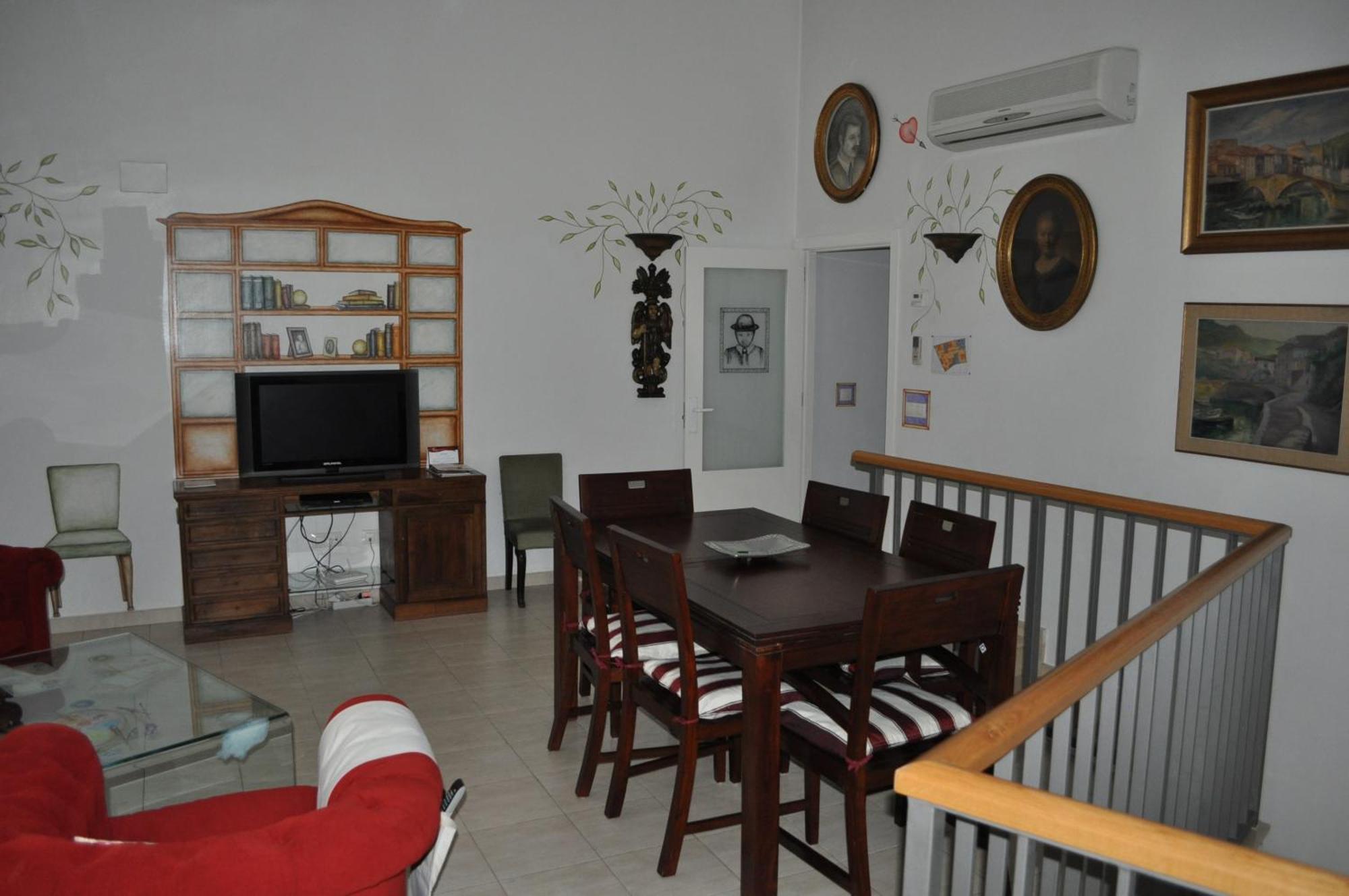 Apartamentos La Casa Pintada Caces Habitación foto